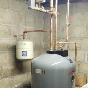 Amtrol Boiler Mate expansion tank with recirculation system