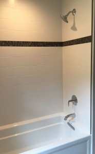 Single handle tub and shower faucet with diverter spout