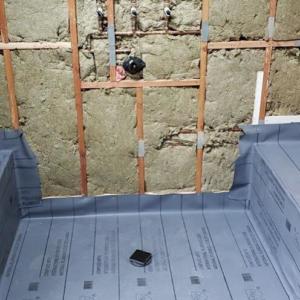 shower-pan-with-wall-view